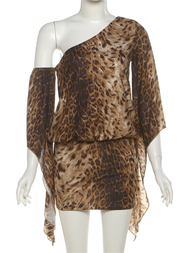 فستان نسائي بأكمام مضيئة غير منتظمة من Nibber بطبعة الفهد Y2K بياقة منحرفة مثير منتصف الليل ملابس نوادي ضيقة وأنيقة صغيرة