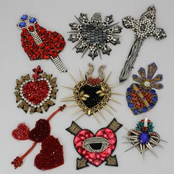 2pcs Strawberry Heart Wings Bead Appliques Sequin Patch Sword DIY Sew on Embroidery Decorative Badge Eye Rhinestones Accessories