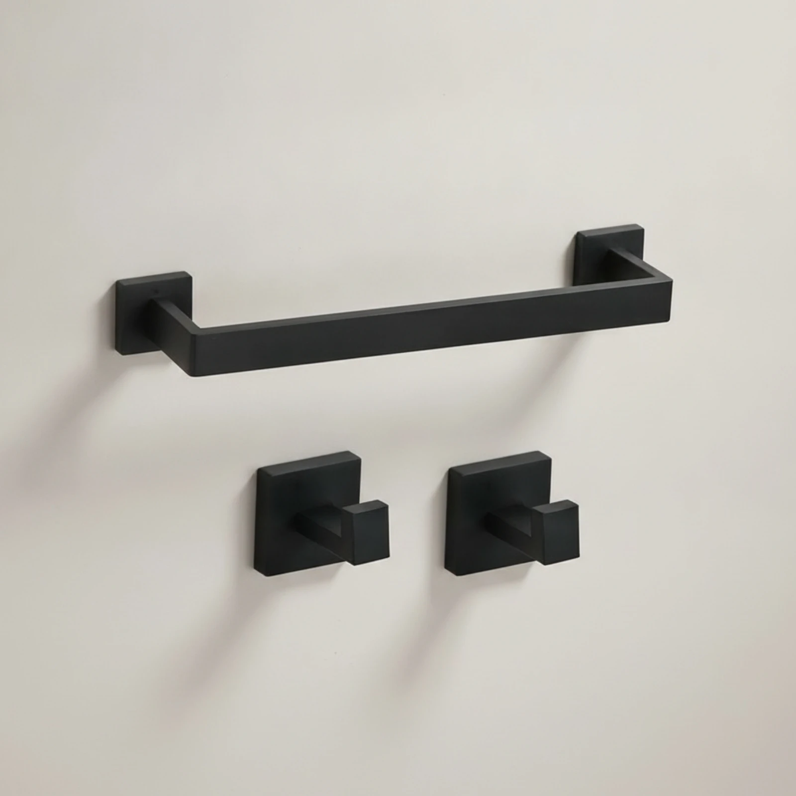 3 Pieces Bathroom Hardware Set Stainless Steel Towel Loop Bathroom Tissue Holder Holder Wall-Mounted Towel Bar Matte Black