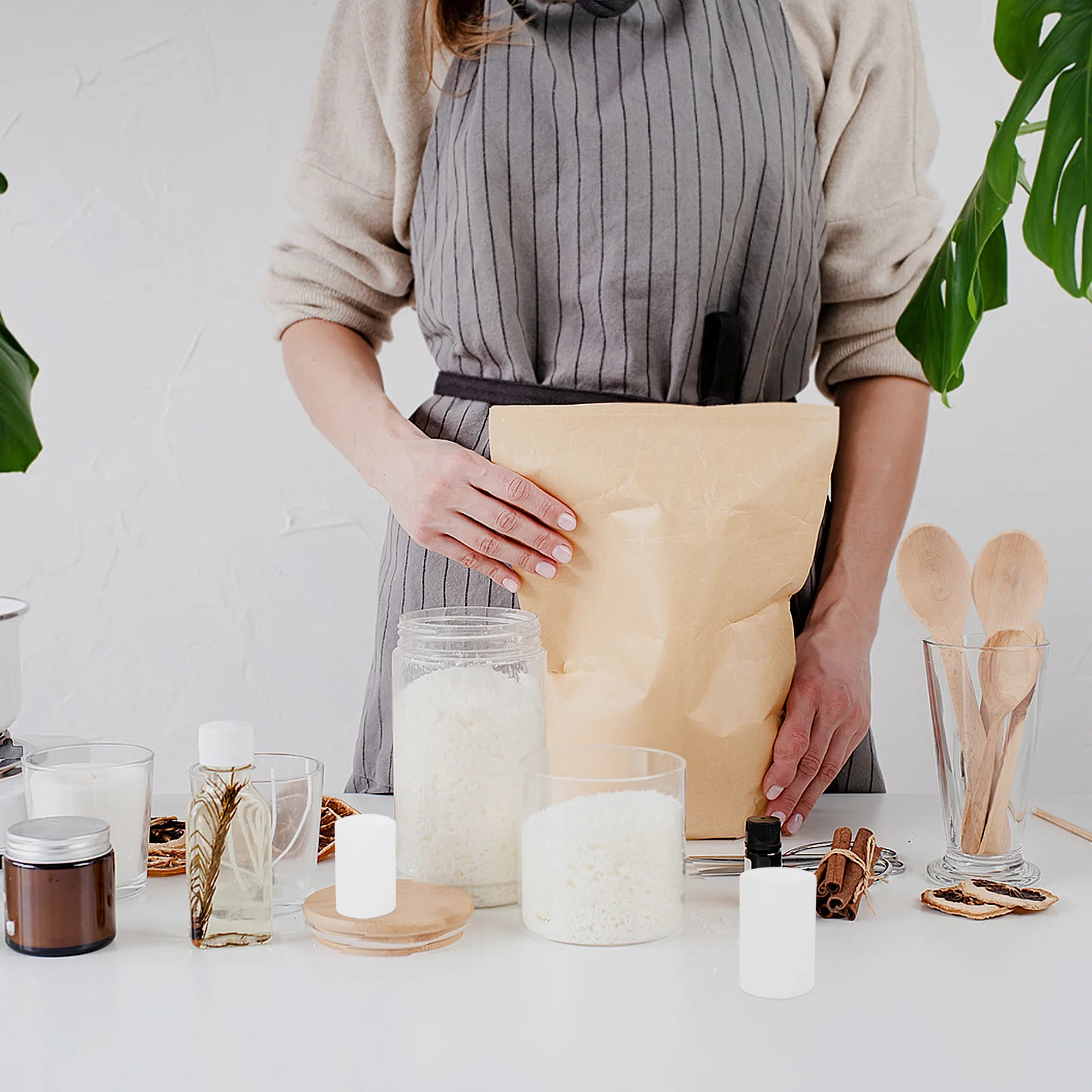 

4Pcs Silicone Mold Cylinder DIY Resin Wax Plaster Craft Scented Soap Making Art Projects Reusable 30 40 50 60mm