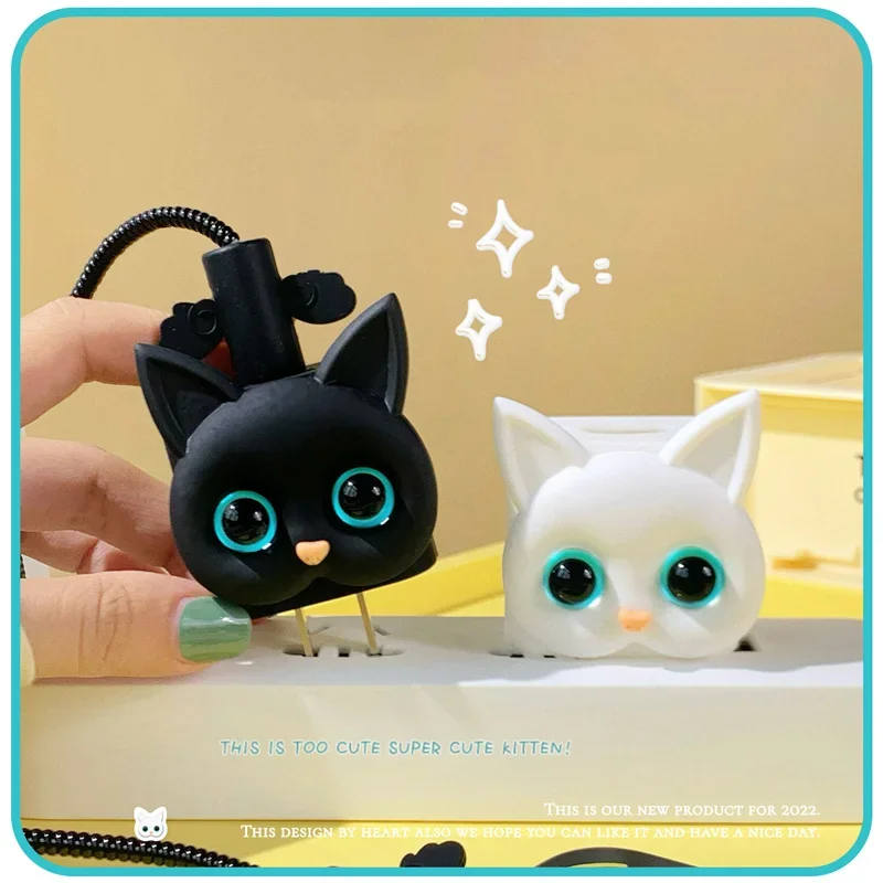 Cute 3D Cat Organizer Data Line Management Charging Safe Plug Protection Winder USB Protector Cover for Apple IPhone 18/20W