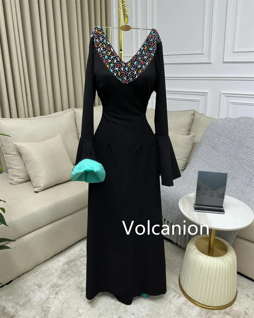 تخصيص جيرسي حجر الراين الديكور ألف خط الخامس الرقبة فساتين متوسطة الطول مناسبة مخصصة حفلة موسيقية كلاسيكية الرجعية جودة عالية