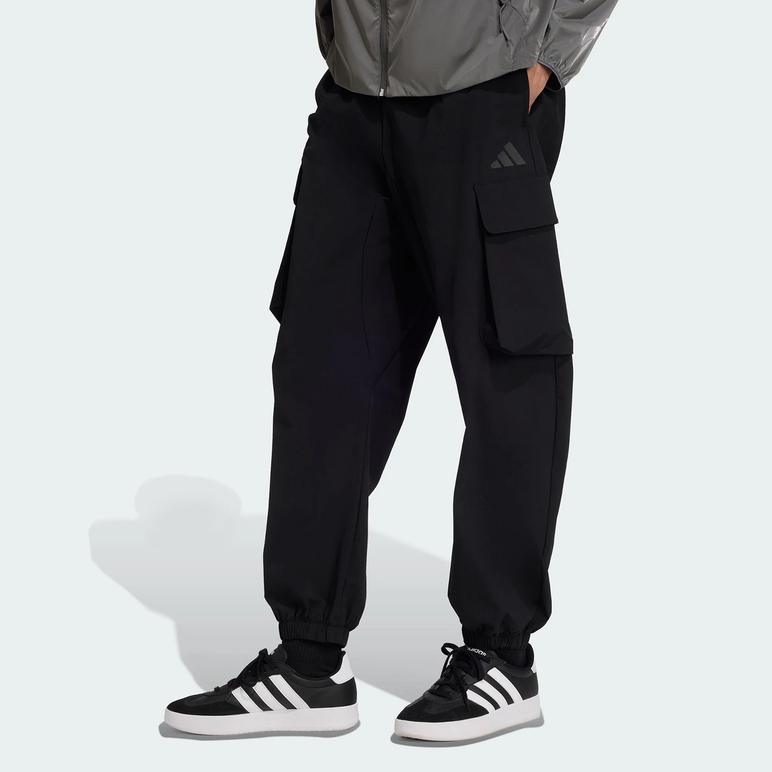 

Оригинальные мужские свободные тканые брюки Adidas M CT Q4 WB PT JM1472