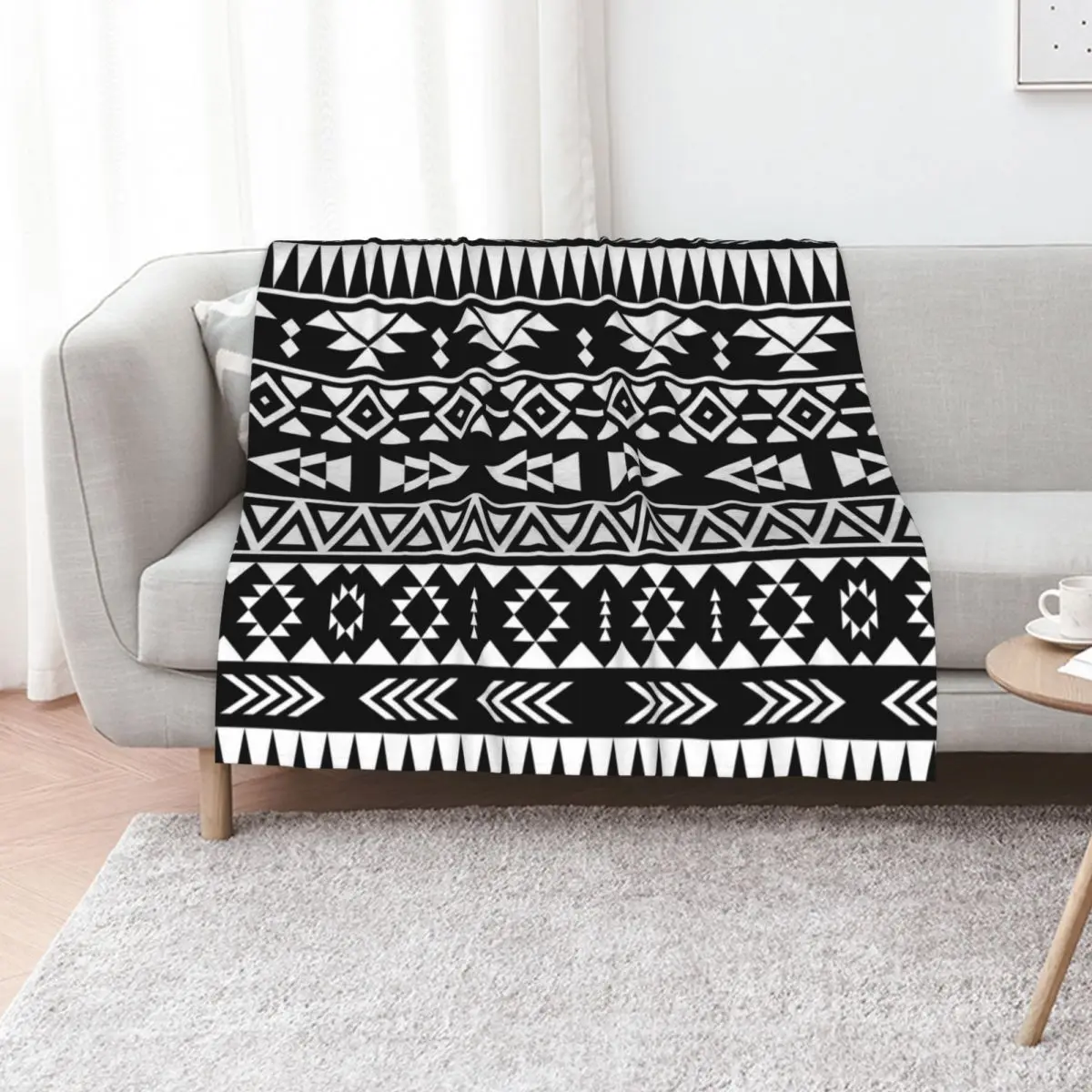 Black and white geometric aztec pattern Throw Blanket halloween manga Sleeping Bag Summer heavy to sleep For Sofa Thin Blankets