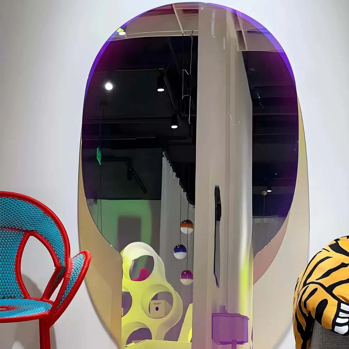 Modern simple stained glass full-body mirror living room against the wall floor dressing mirror