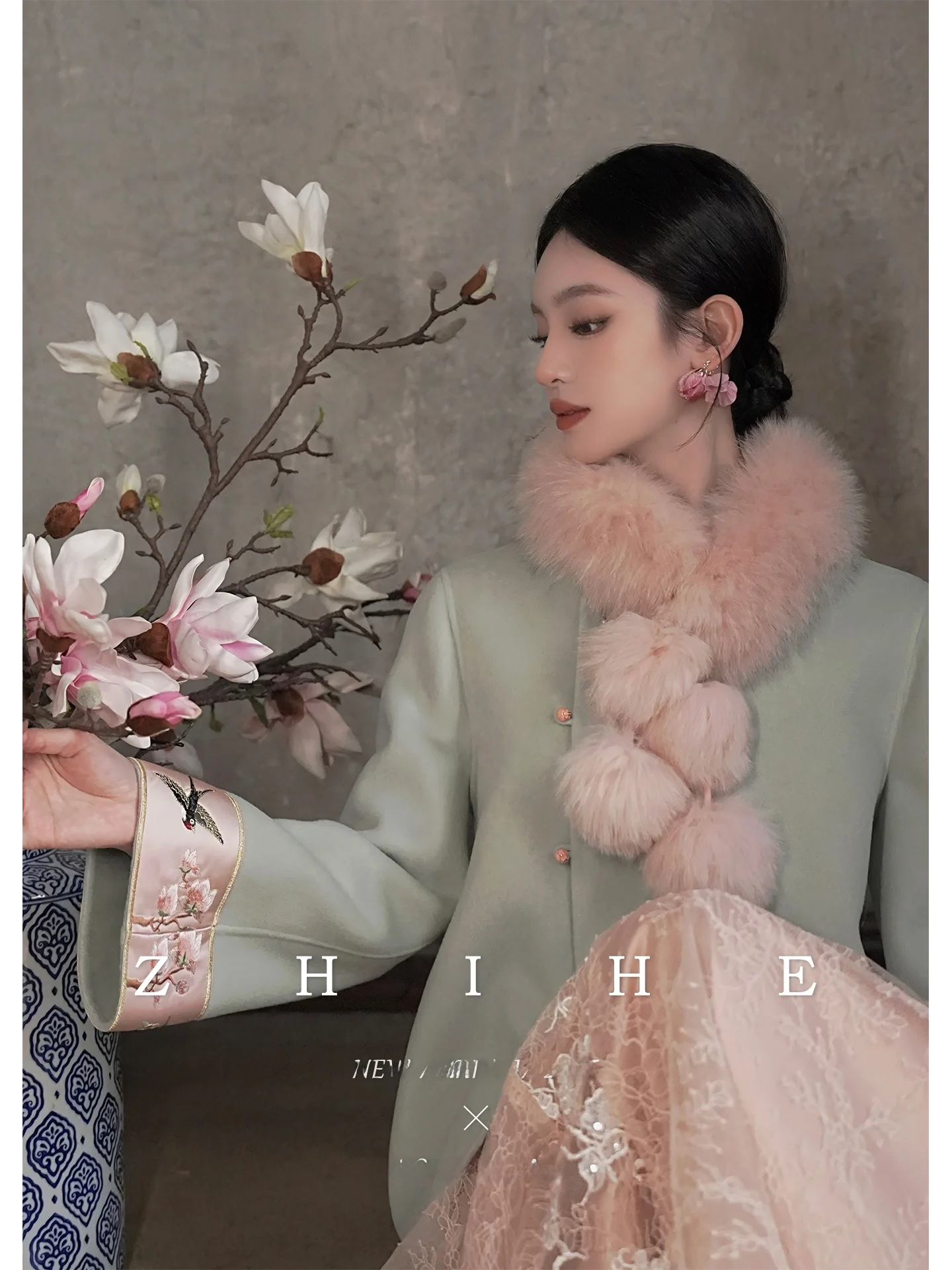 

Новое китайское шерстяное пальто из двойной шерсти, драпированный жакет с вышивкой, длинный рукав, воротник-стойка, на одной пуговице