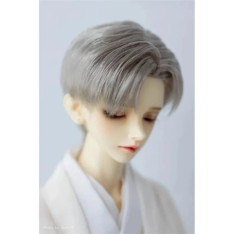 Poppenjongenspruik 1/3 1/4 Melkzijde Aantrekkelijk 4-kleuren Spot Voorraad Rood Groen Styling Kort Haar BJD/SD Cadeaus Poppenaccessoires XC