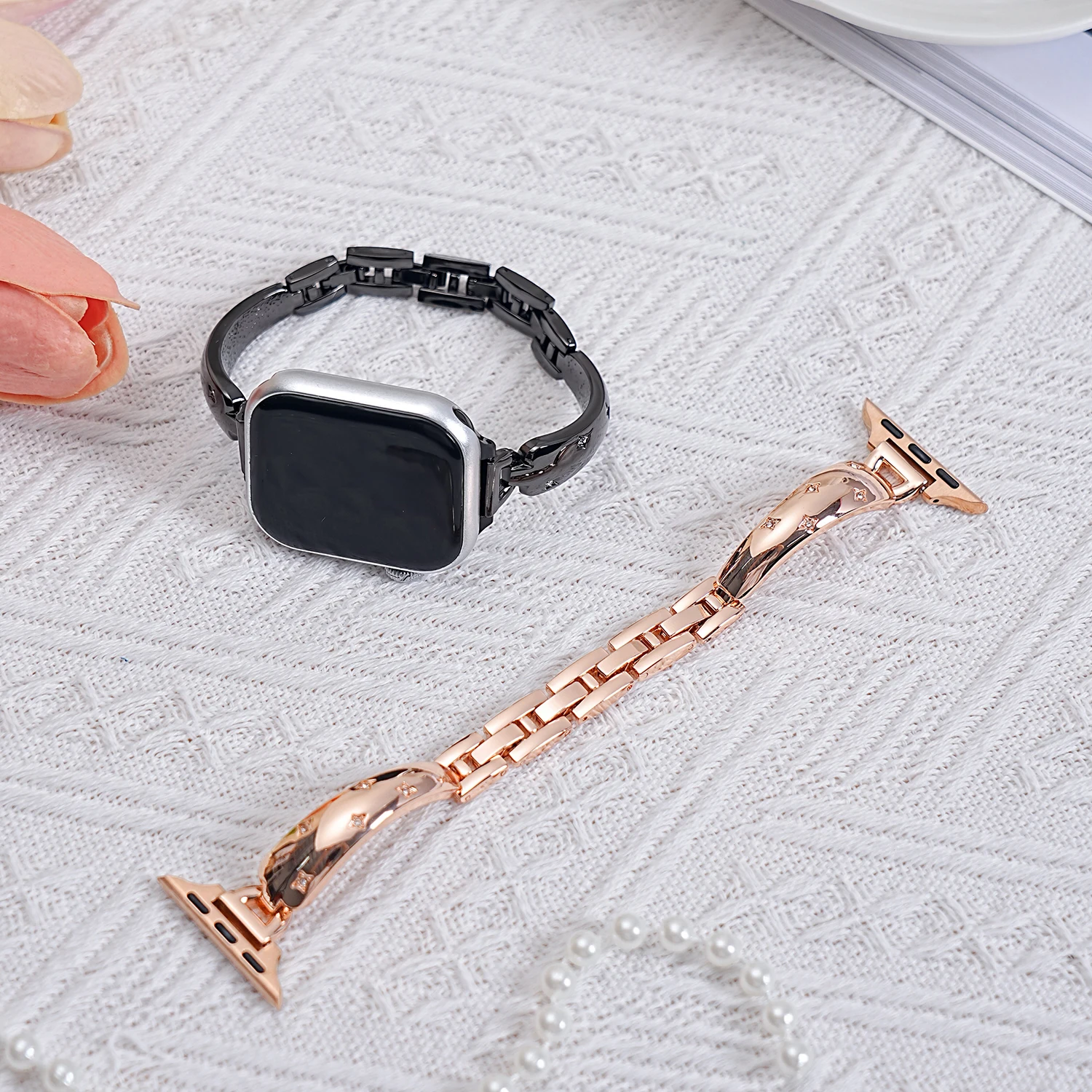 

Curved Star studded Diamond Metal Strap for Apple Watch Series 49 46 45 44 42-38mm Fashion Girls Strap for IWatch S11 10 9 8 SE-