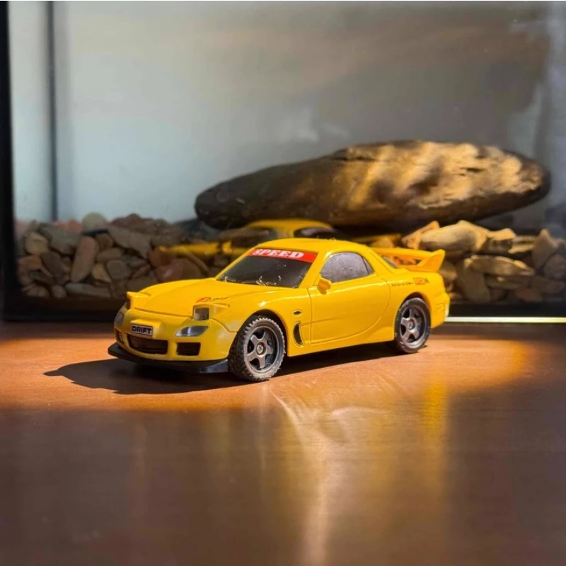 1:43 mini carro de deriva rc para desktop 4wd controle totalmente proporcional deriva suave 3 modelos simulados clássicos para colecionadores