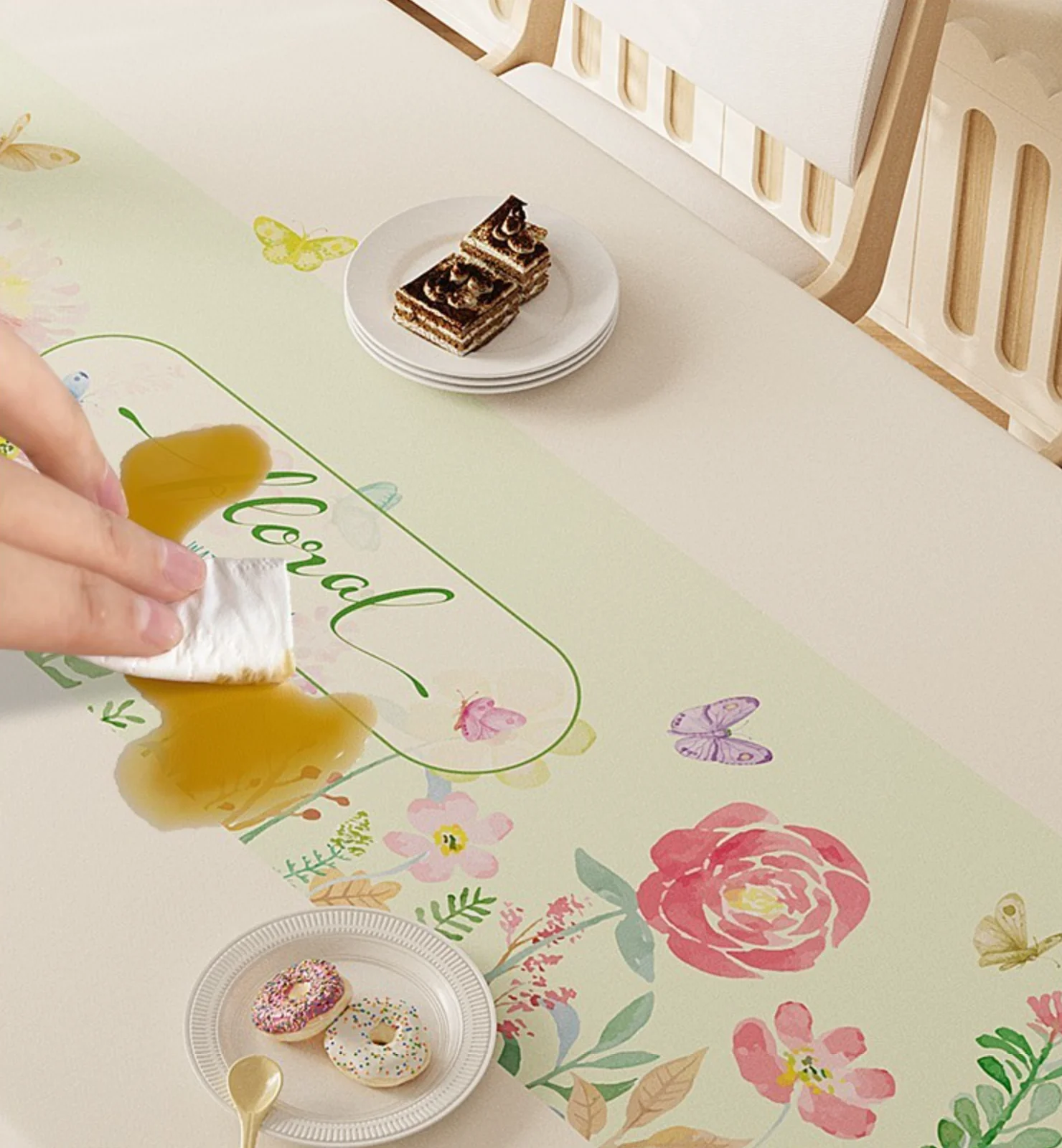 Oval dining tablecloth, washable waterproof oil-proof heat-resistant new luxury table cover for living room tea table