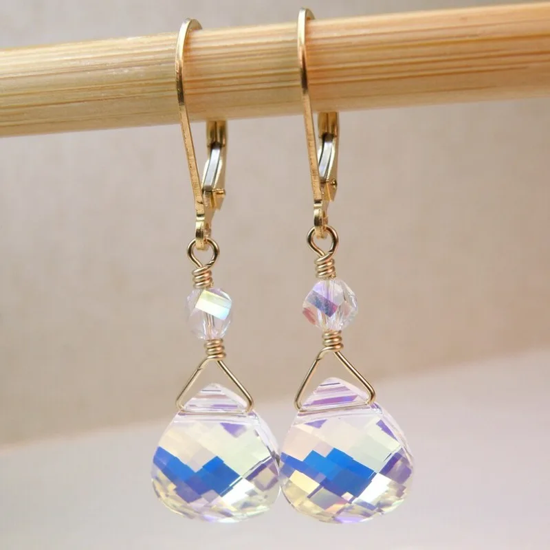 Golden teardrop-shaped crystal earrings, opal crystal pendant earrings, October birthday gift, bridesmaid jewelry gift