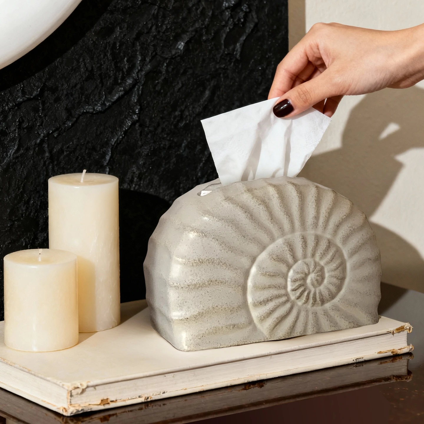 

Декоративный органайзер для хранения из смолы в стиле Мори, середина века, для спальни и гостиной, настольный, с креативным дизайном и премиальным видом.