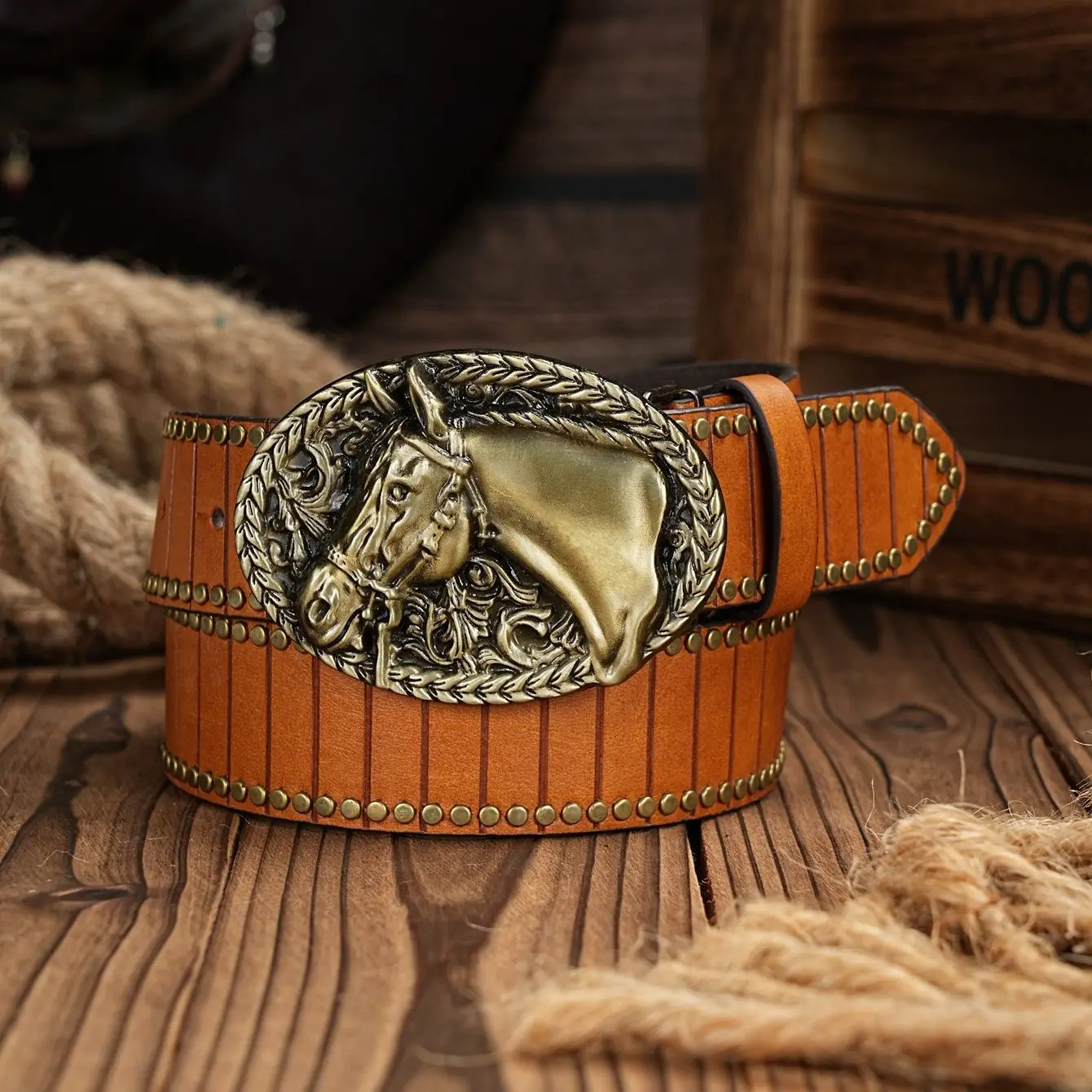 Western Cowboy PU Leather Belt - Men Waist Strap Bull Decoration Floral Engraved for Jeans