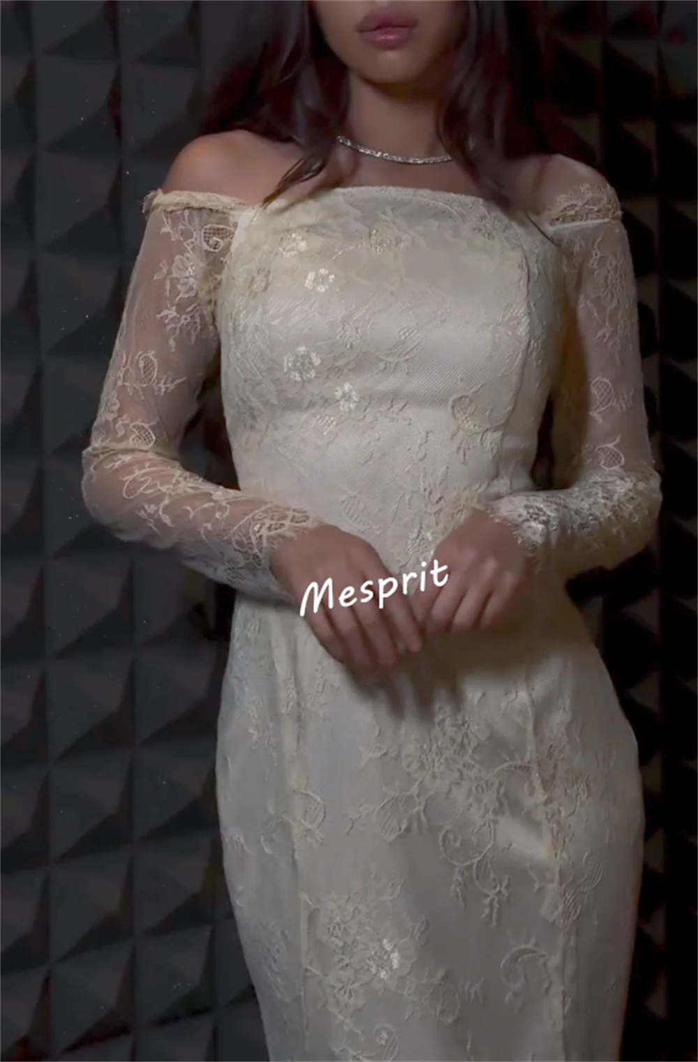 カスタマイズされたシャルムーズ レースアップ気質マーメイドオフショルダー床長さのオーダーメイドの機会控えめなウェディングドレスパーティー