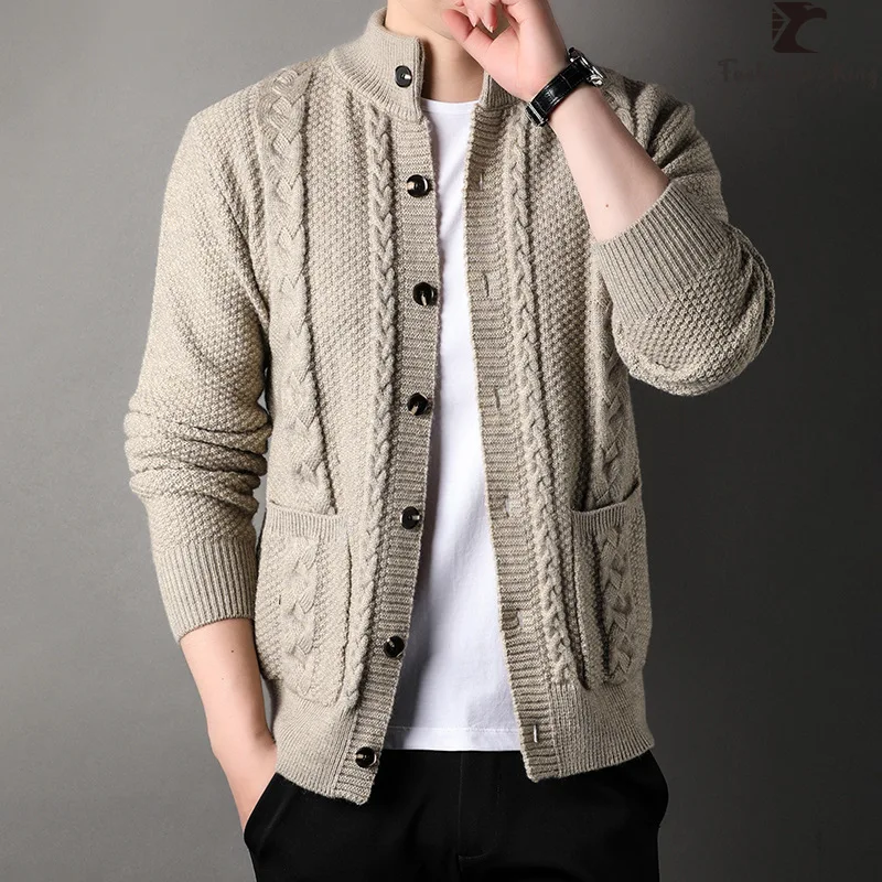 Luxury Men\'s Long Sleeve Cardigan Sweater Classic Plaid Knitted Fashion Knit Jacket Coat