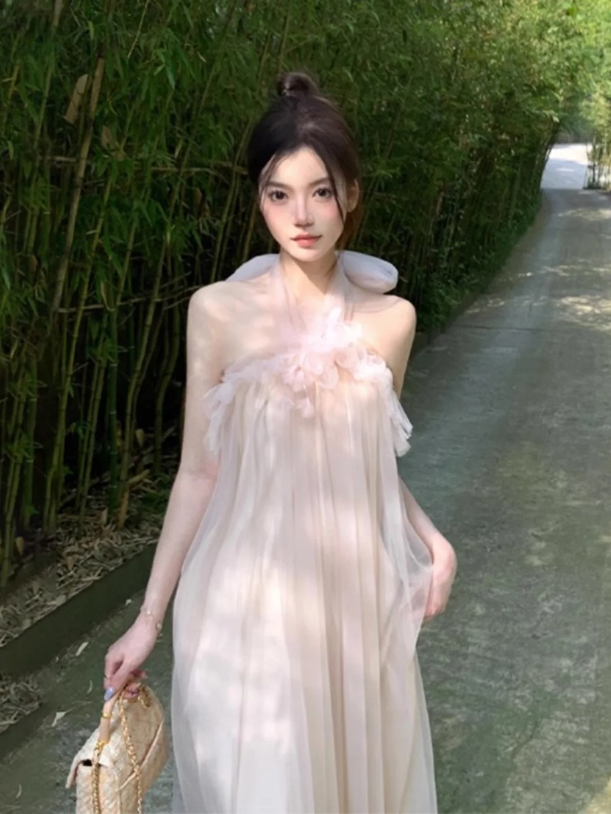 

Свадебное платье Ele: Нежное длинное платье А-силуэта для невесты, идеальное для чаепития, в стиле сказочного леса, ультра-сказочное.