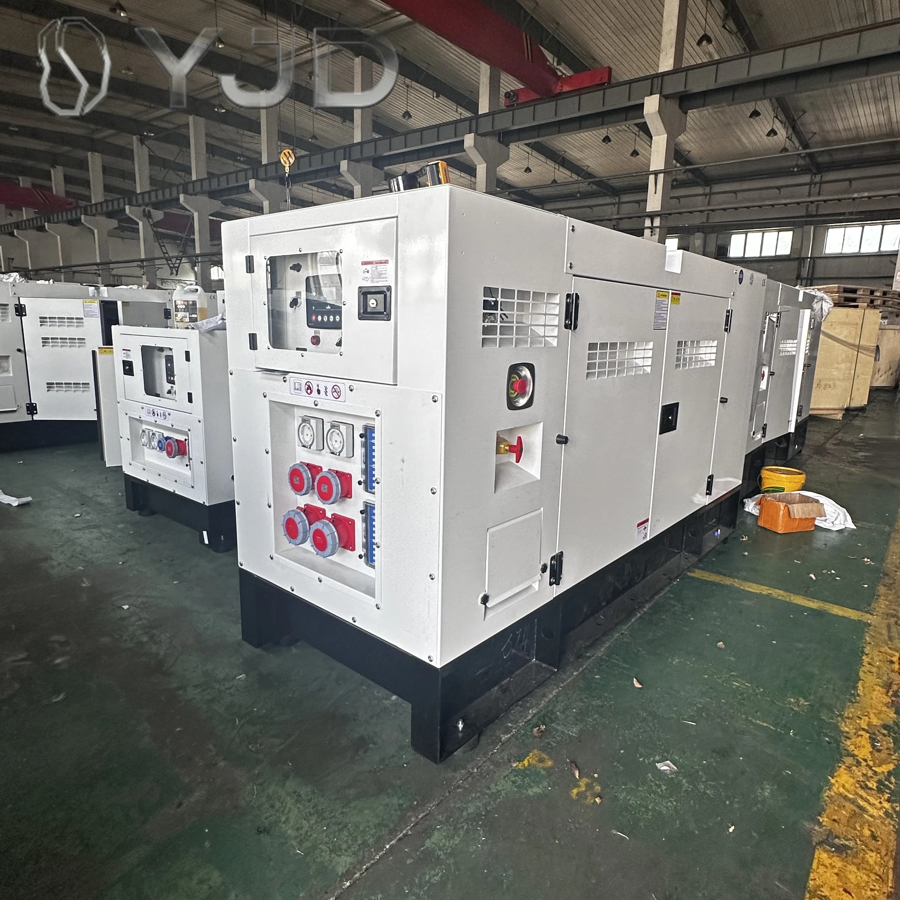 270kva 275kva 210kw 220kw 280kva Diesel Generator Power by Cumms 6LTAA9.5-G1 Engine  Rated Voltage 400V 220V Soundproof Type