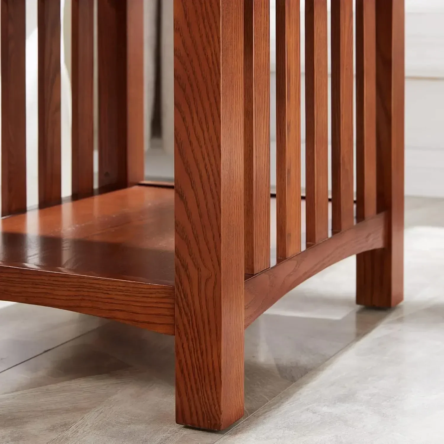 [وصول جديد، مخزون محدود! ]8222-SC Mission Impeccable Secret Compartment، طاولة جانبية منضدة ذات درج قفل، بلوط متوسط