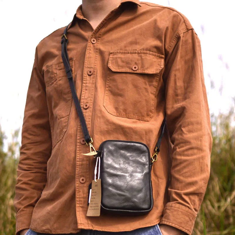 

AETOO Men's vertical leather small square bag commuter casual single shoulder crossbody bag male niche vegetable tanned cow leat