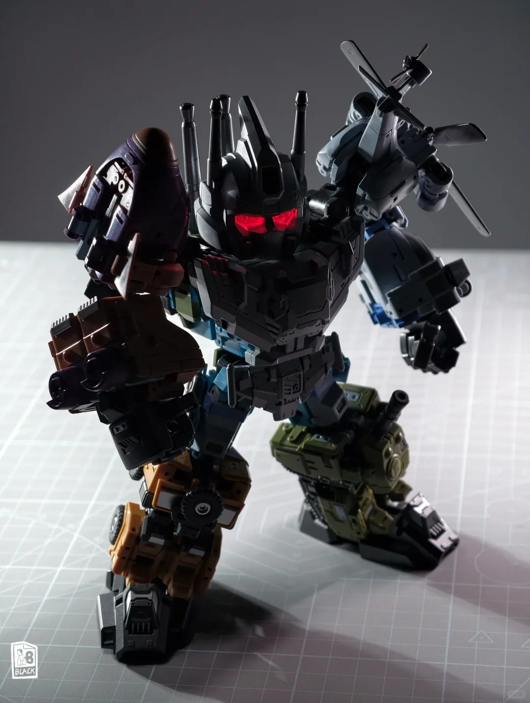 【EN STOCK】 Figurine articulée en acier Kiddy Party JGM-SKP03 Bruticus, jouet combiné qui peut émettre de la lumière, jouet transformable, modèles de jouets pour garçons