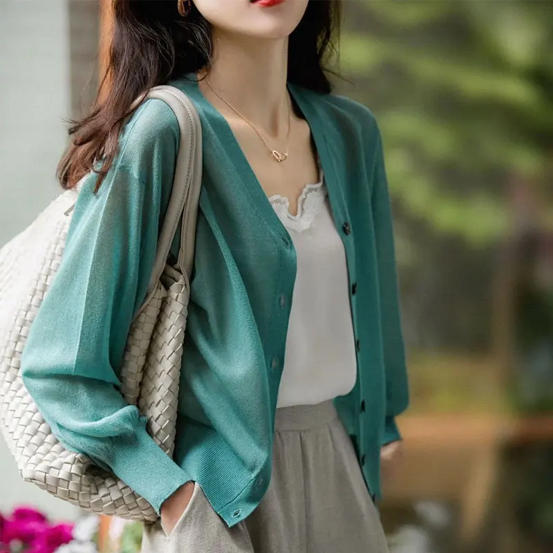 Office Lady 2022 New V-Neck Pullovers Lantern Sleeve Knitted Spring Summer Fashion Elegant Single-breasted Solid Color T-shirt