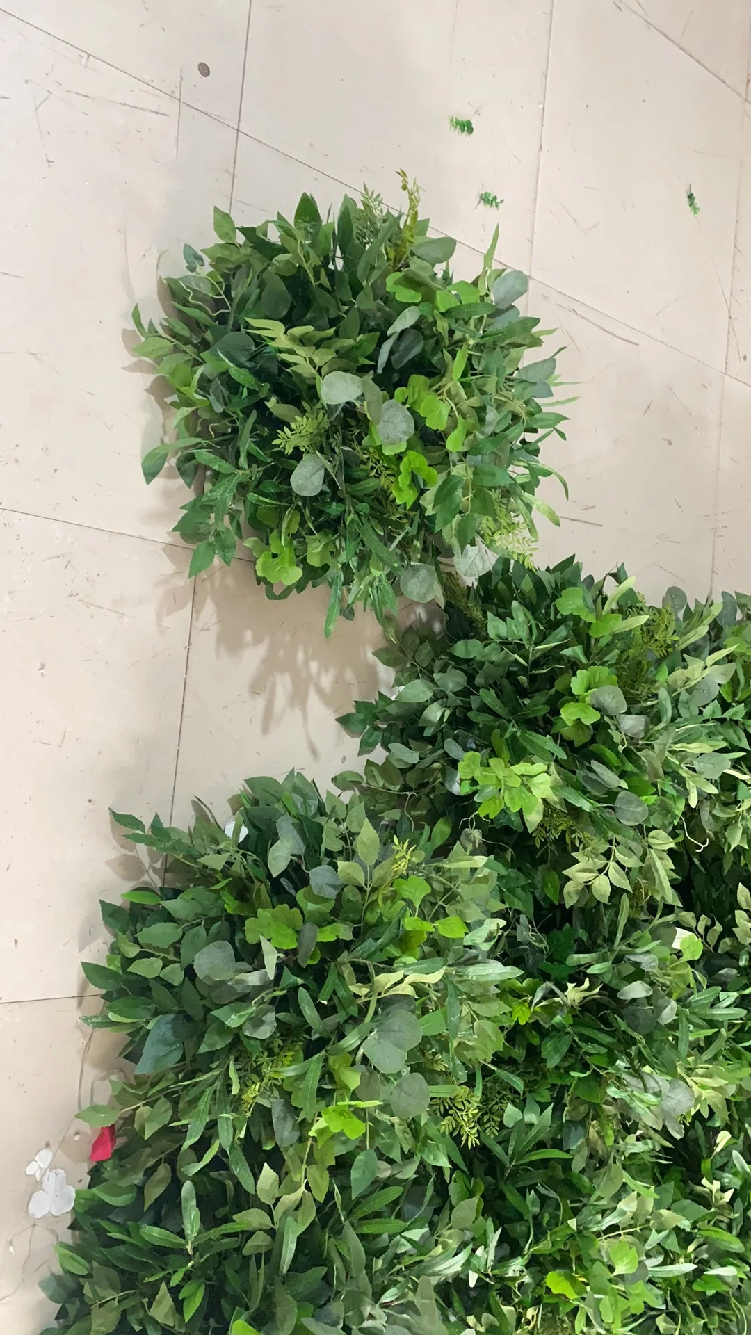 30-80CM Grüne Künstliche Blumenreihe, Grünes Blumenarrangement, Hochzeitstischbogen-Dekoration, Outdoor-Event, Künstliche Blumen-Hintergrundkulisse – Detail 2