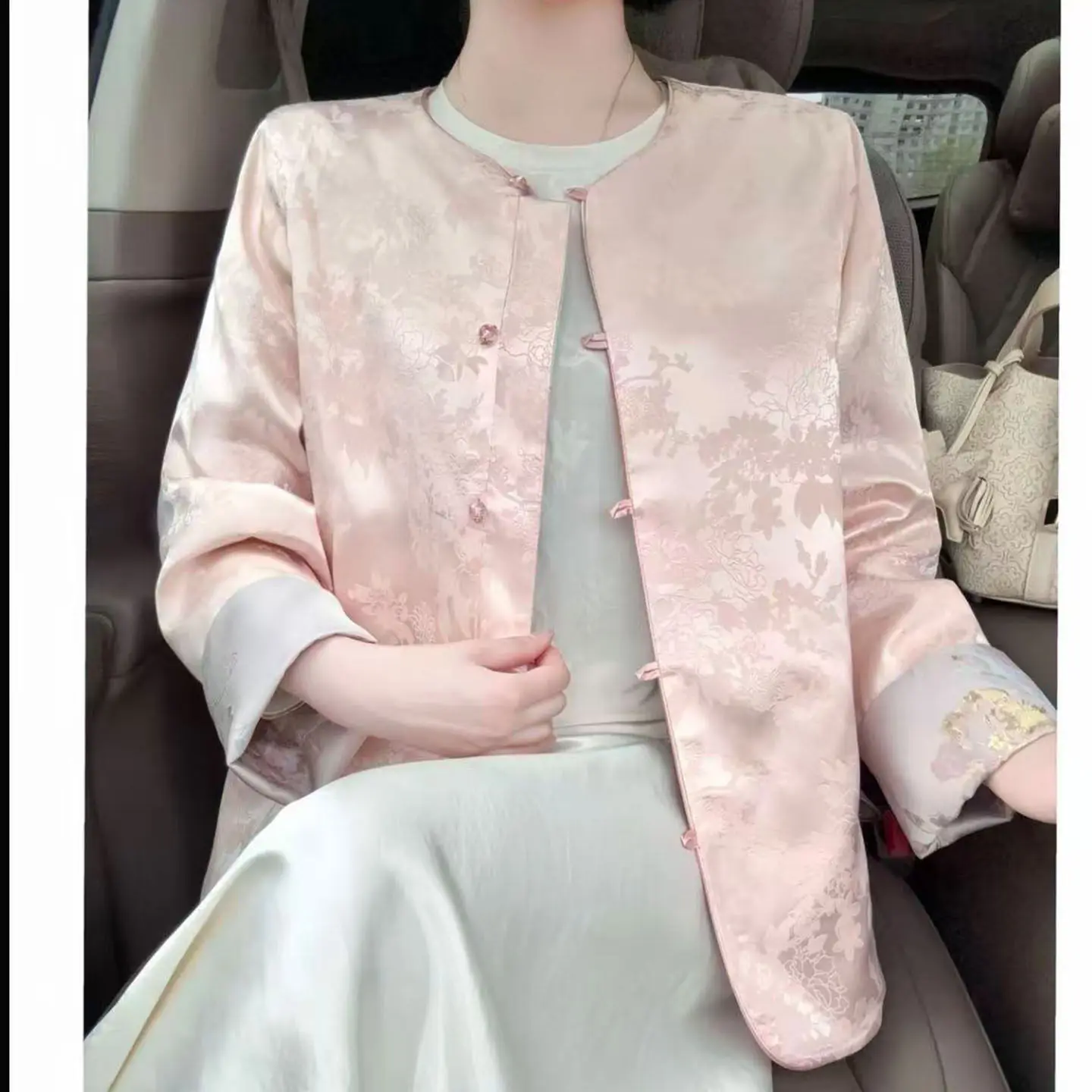 Women's Chinese Style Jacquard Jacket 2026 New O-Neck Lady Commute Top Frog Button Contrast Cuff Mid Length Casual Oriental Coat