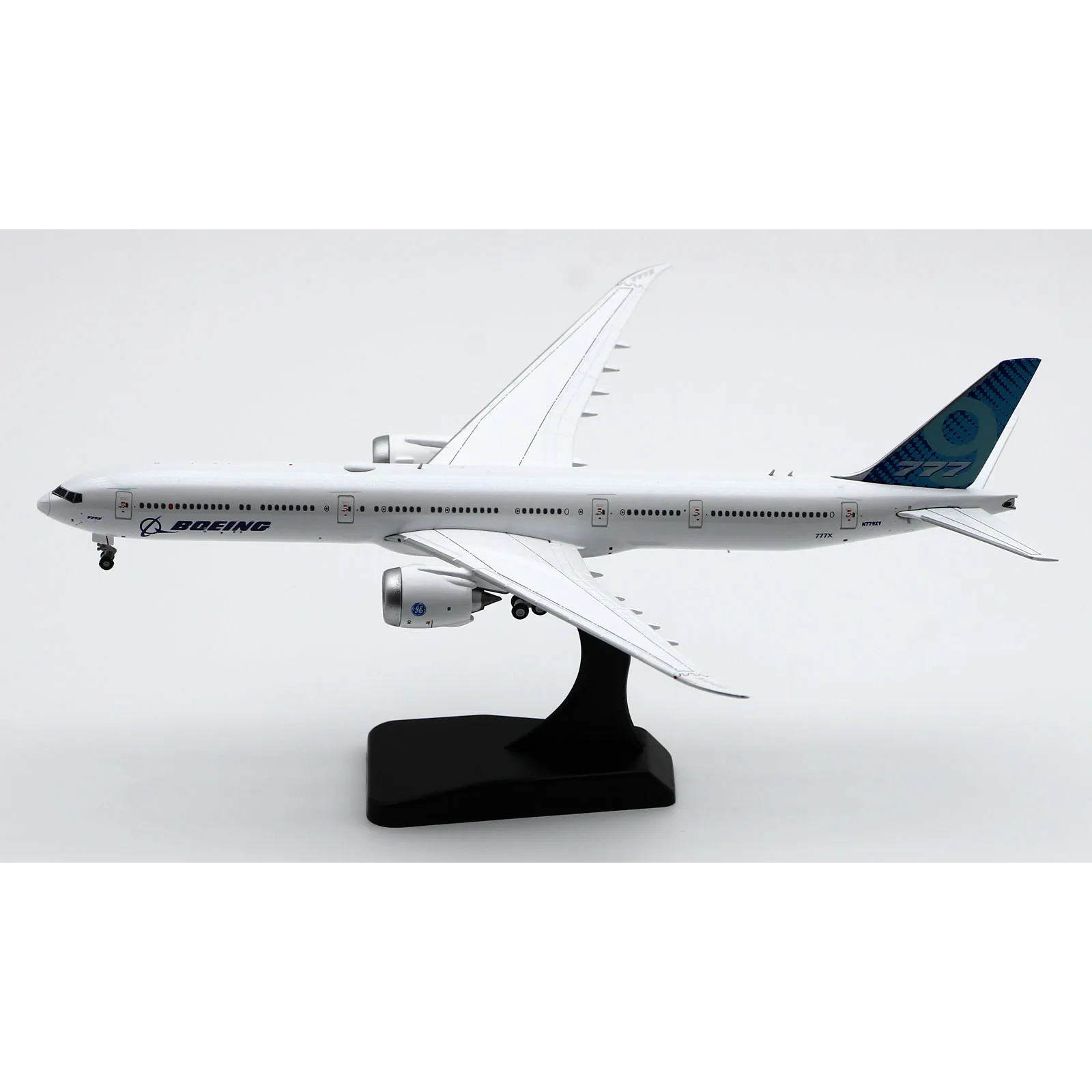 LH4162 Alloy Collectible Plane Gift JC Wings 1:400 Boeing B777-9X Folded 