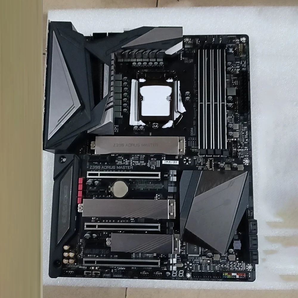 Z390 AORUS MASTER ATX Desktop Motherboard LGA1151 DDR4 64GB PCI-E 3.0