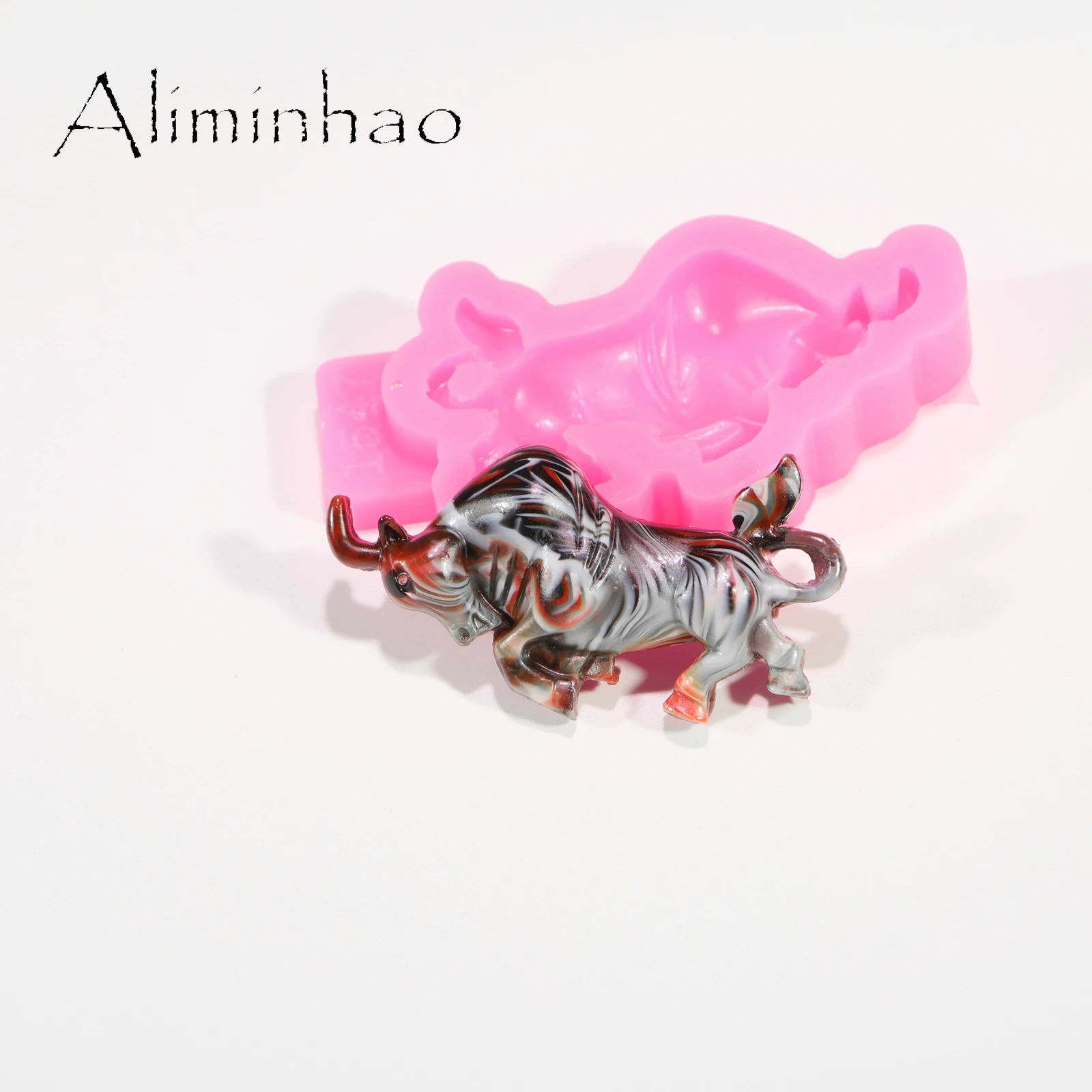 B0364 Animal Dogs/Bears/Cows/Horses Epoxy Resin Silicone Molds DIY Craft/ Keychains, Chocolate baking for Cake