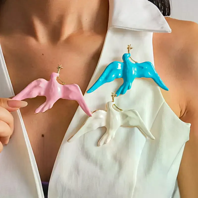 Fashion Metal Alloy Enameled Peace Dove Pin Brooch For Women Jewelry Classic Coat Brooches Accessory view 4