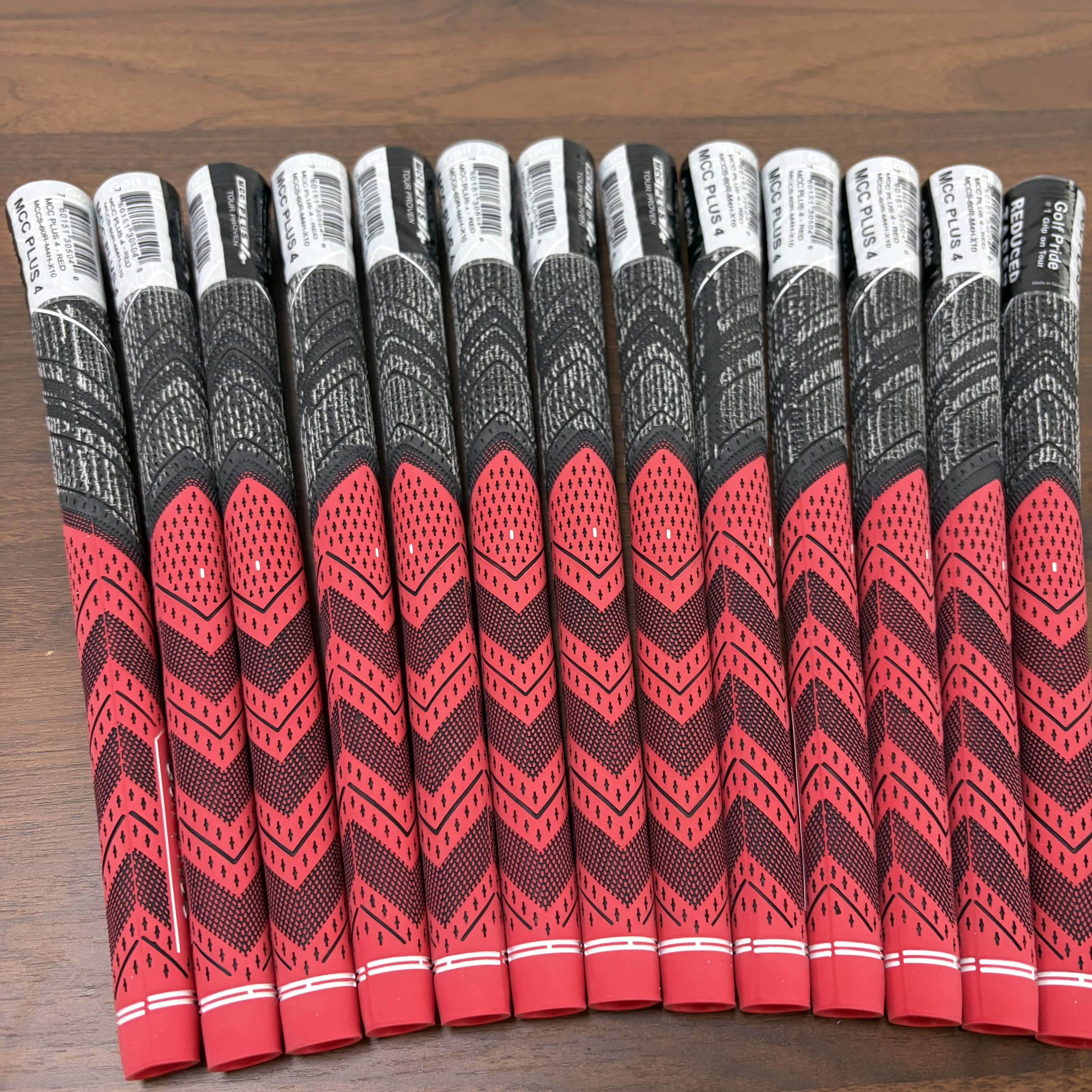 Fast Shipping 13 Pack Red Grips MCC Plus 4 Midsize Size Suitable for All Kinds of People