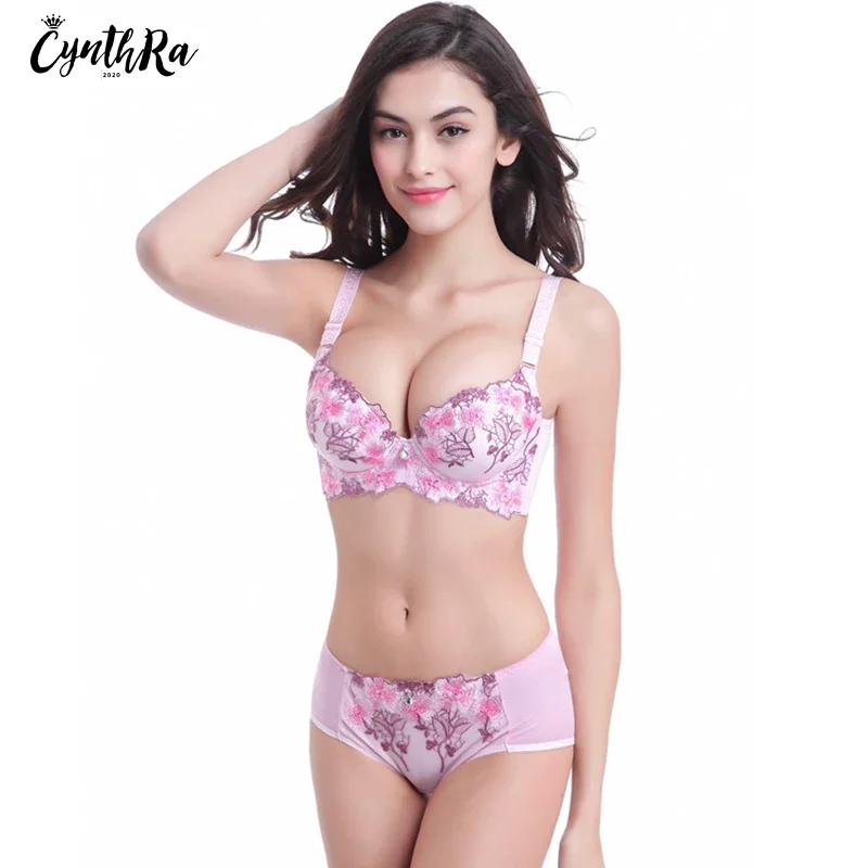 

Women's Underwear Set U-Shaped Sexy Lingerie Embroidery Flower Pattern Adjustable Bra Wireless Underwear Suit For Women