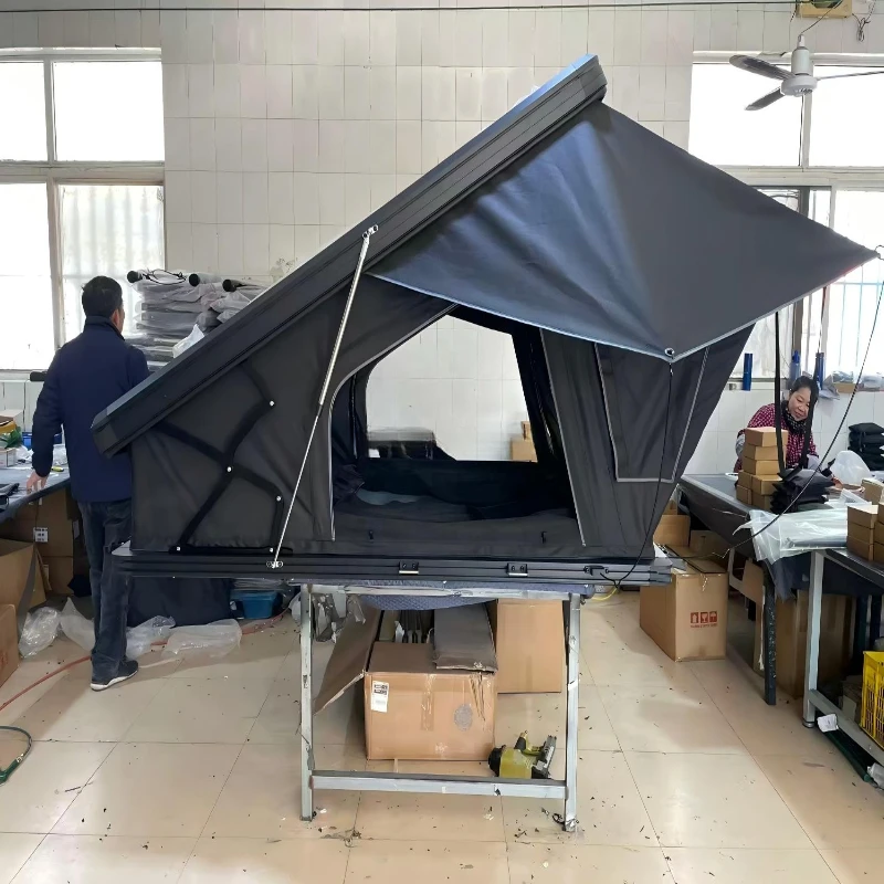 Hot Selling Ultralight Aluminium Hard Shell Triangle Rooftop Tent For 2-3 Person Camping