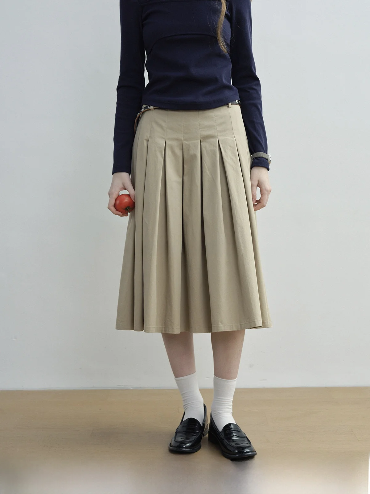 

Плиссированная юбка-миди KOKOASOKO цвета хаки, женская, свободного кроя, весна-осень, новый стиль, из мягкой хлопковой смеси с блеском