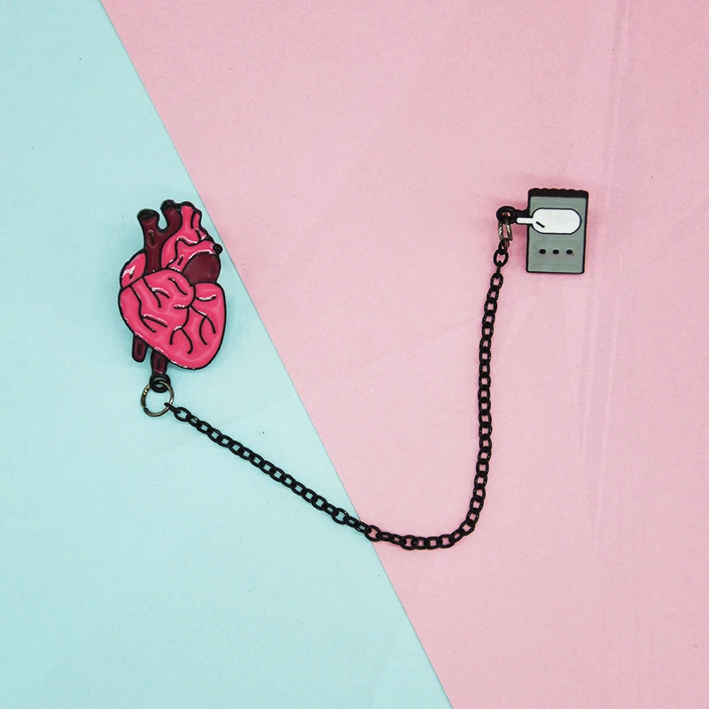 Pin Brain Lung Heart Chest Uterus Flower Wave Mechanical Heart Metal Badge Lapel Brooch Jewelry Creative Medical Organs Enamel