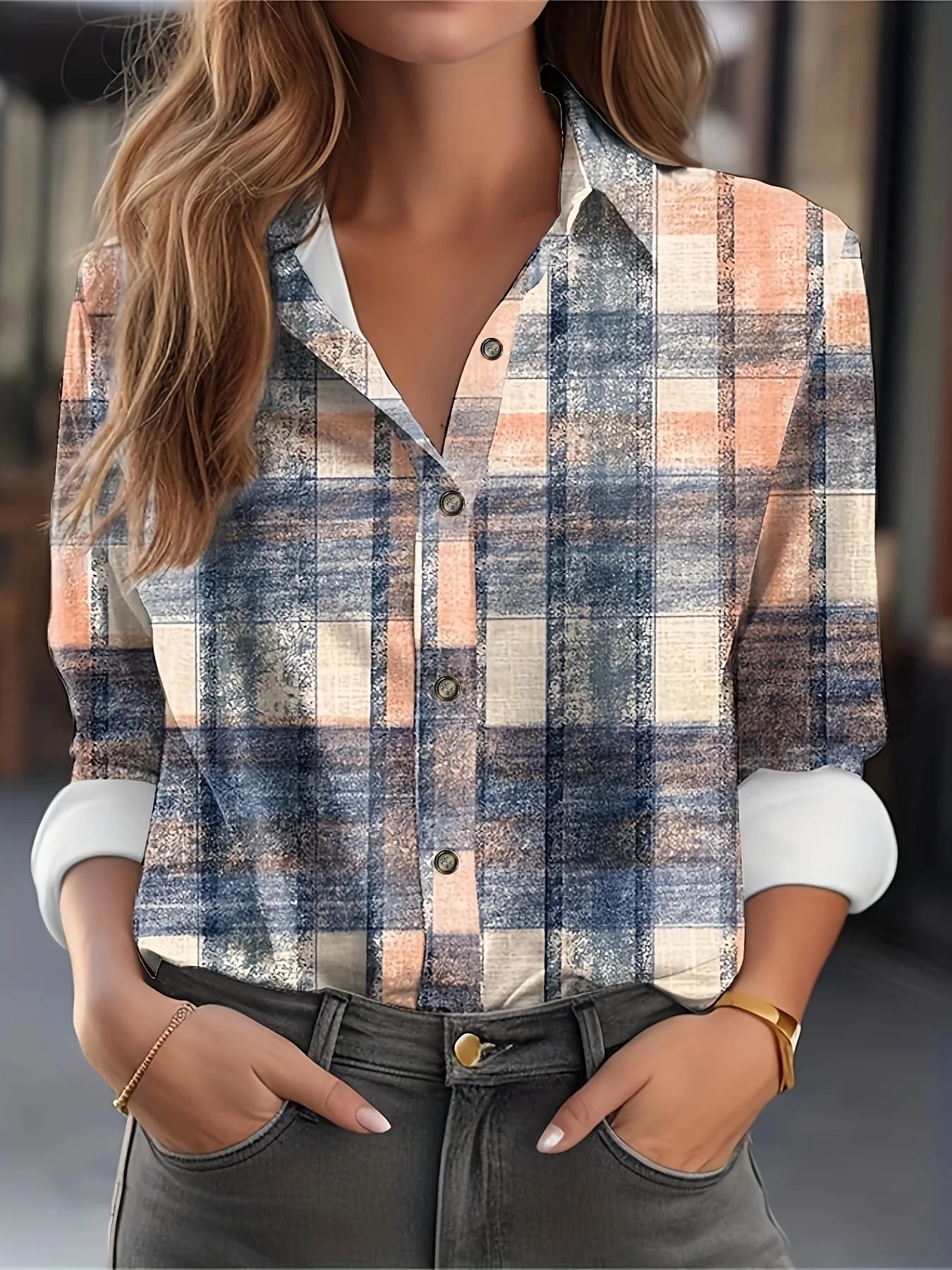 Plus Size Women's Fashionable Plaid Shirt Casual Long Sleeved Lapel Button Commuter Women's Shirt