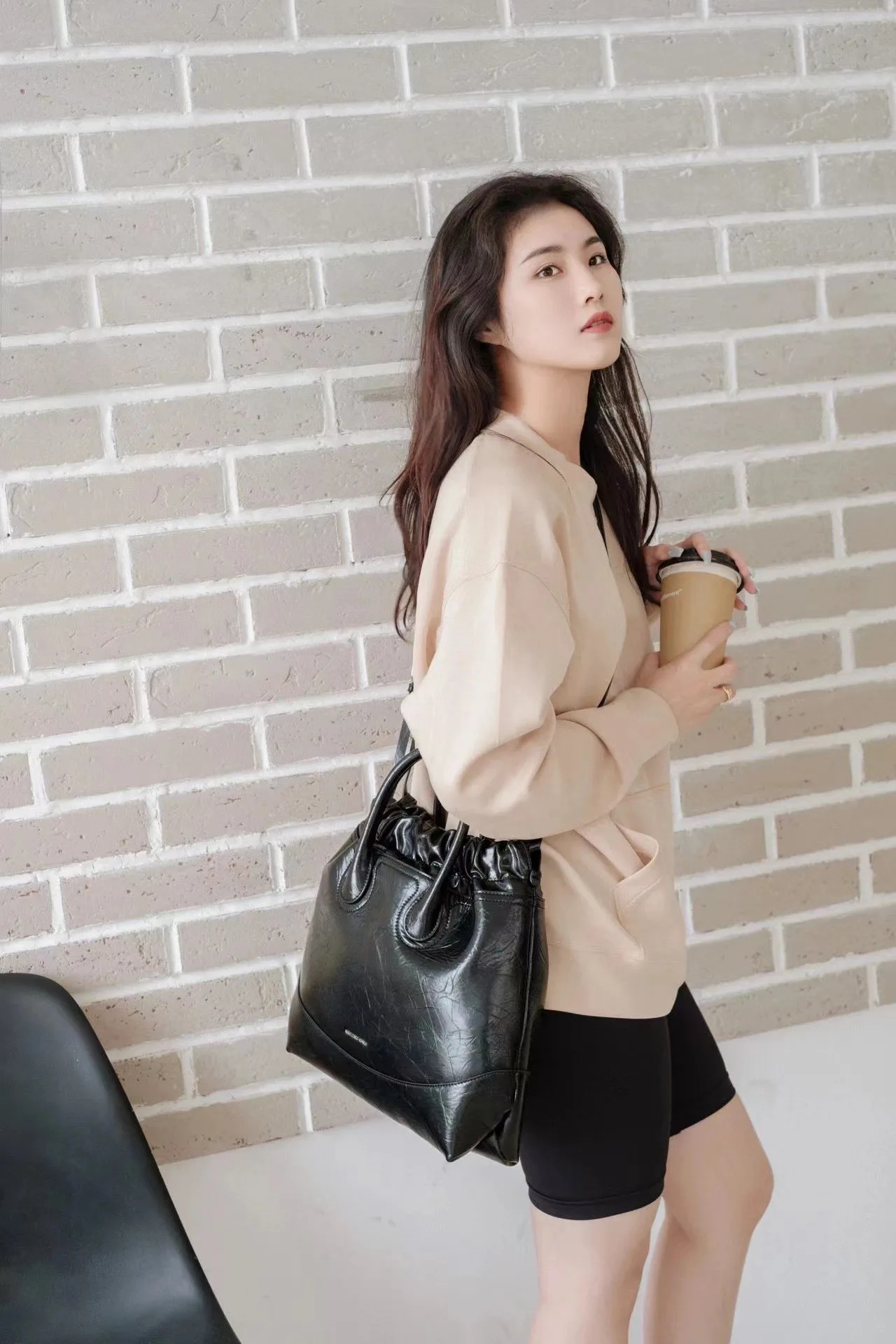 Large Capacity Commuting Fashion Versatile Handheld One Shoulder Crossbody Bag Women's Cocoa Bag