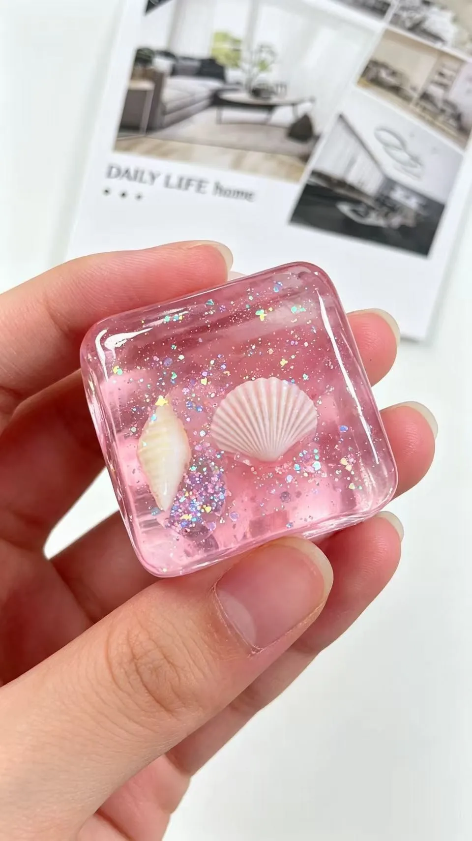 

New 3D Ocean Cube - Soft and lively relaxation toy - Slowly springing water cube - Soft stress-relieving and pressure-release to