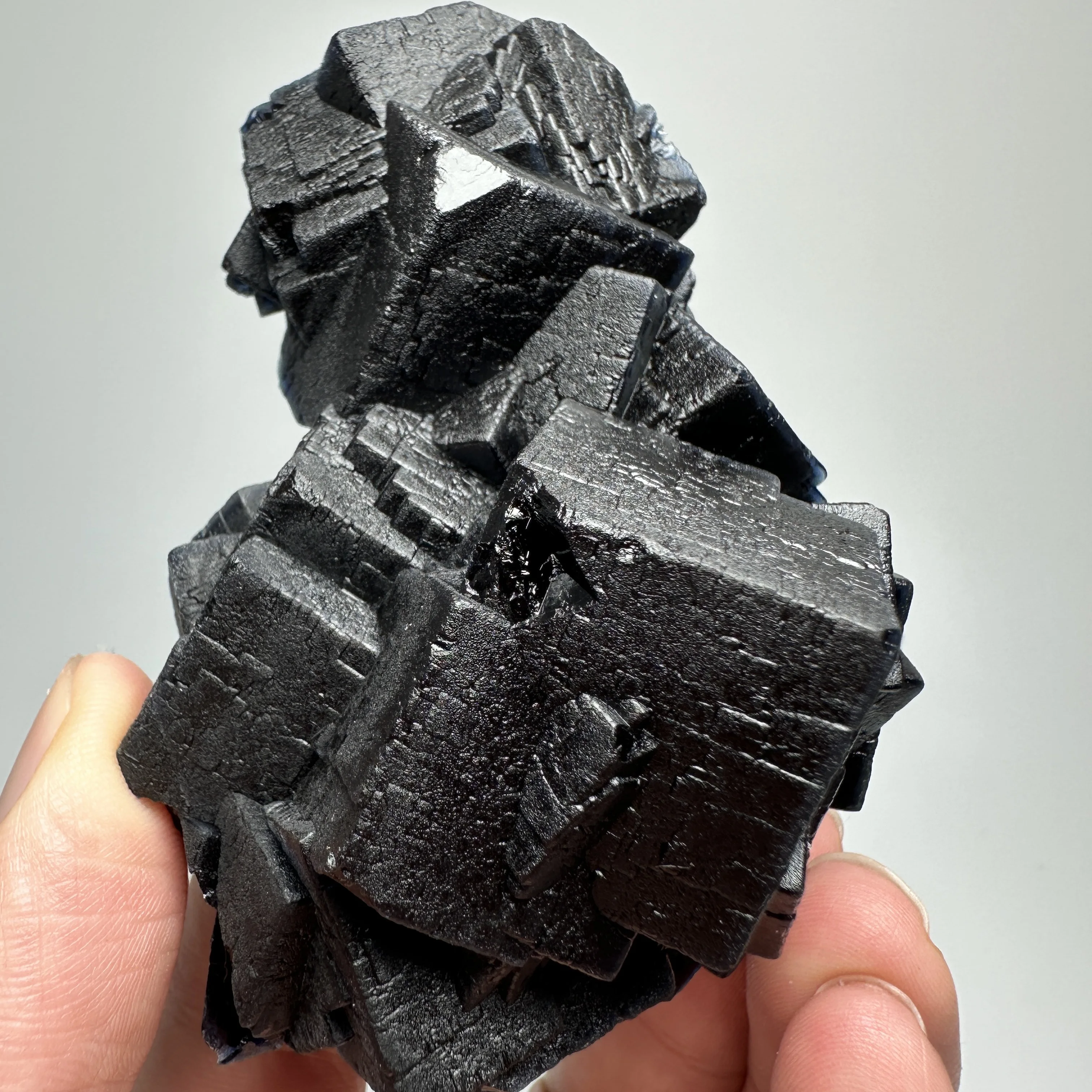 Natural fluorite Pakistan black rose fluorite specimen red light rough mineral crystal quartz healing stone home decoration