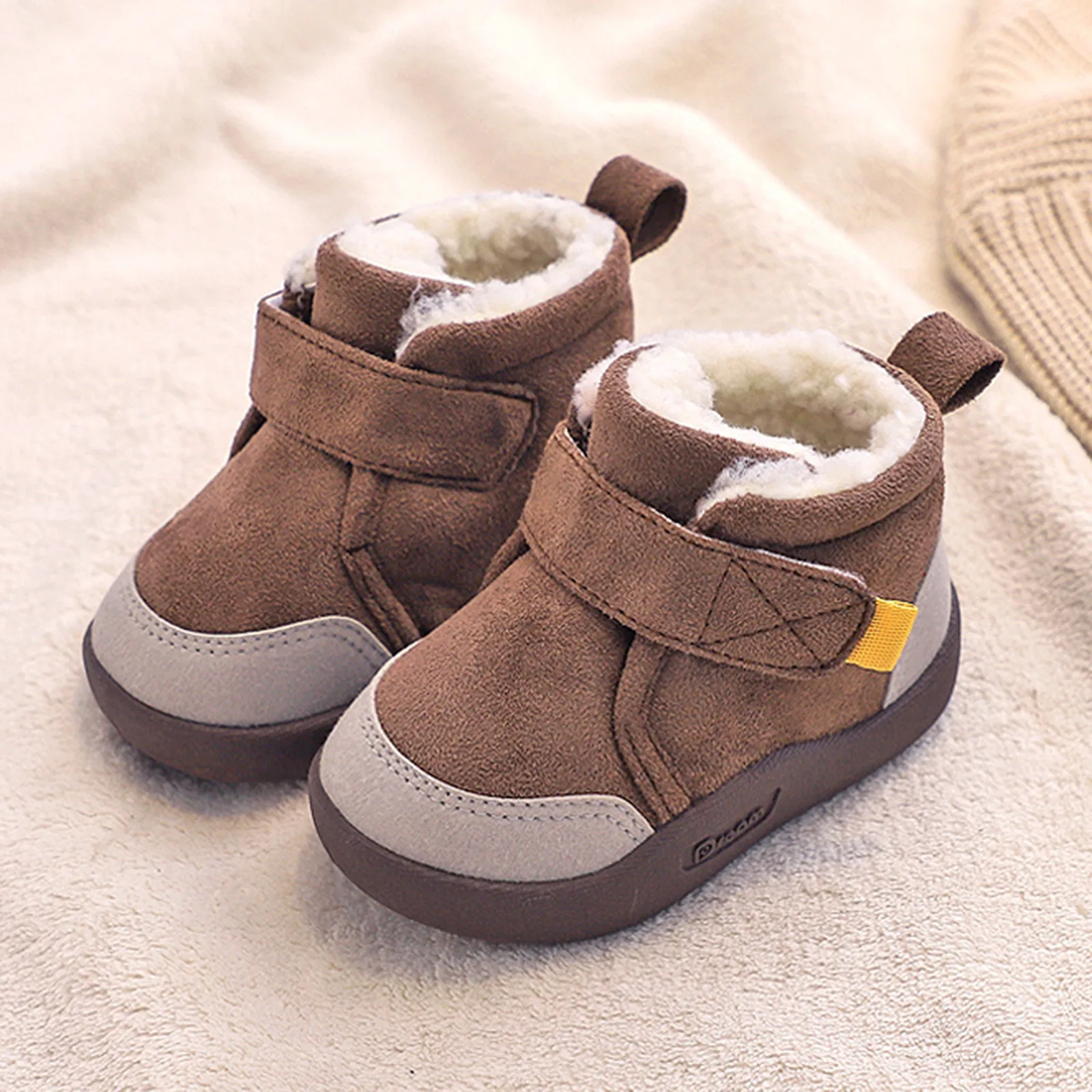 Winter Babyschoenen Warm Pluche Zachte Bodem Haak Lus Anti Slip Katoenen Peuter Korte Laarzen Pasgeboren Baby Outdoor Zachte Babyschoenen