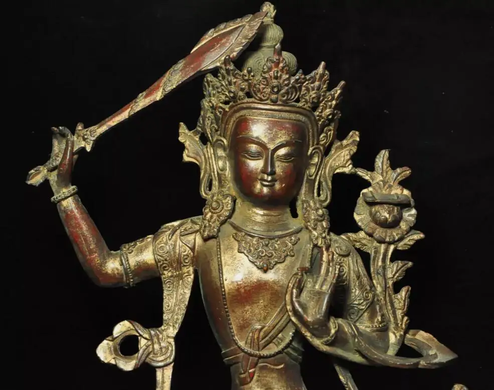 Tibet Buddhist Bronze gilt Holding a sword Tara Kwan-Yin GuanYin Goddess statue