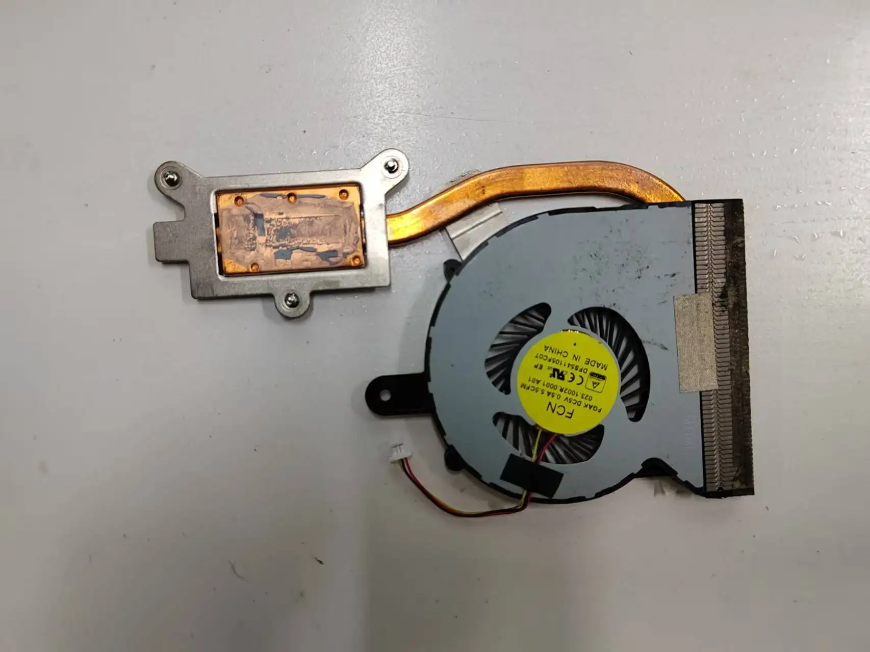Heatsink For DELL Inspiron 3458 3459 3558 3568 06KRRC Integrated/0R9JV6 DFS541108FC0T FGAK Discrete Graphics 0.5A