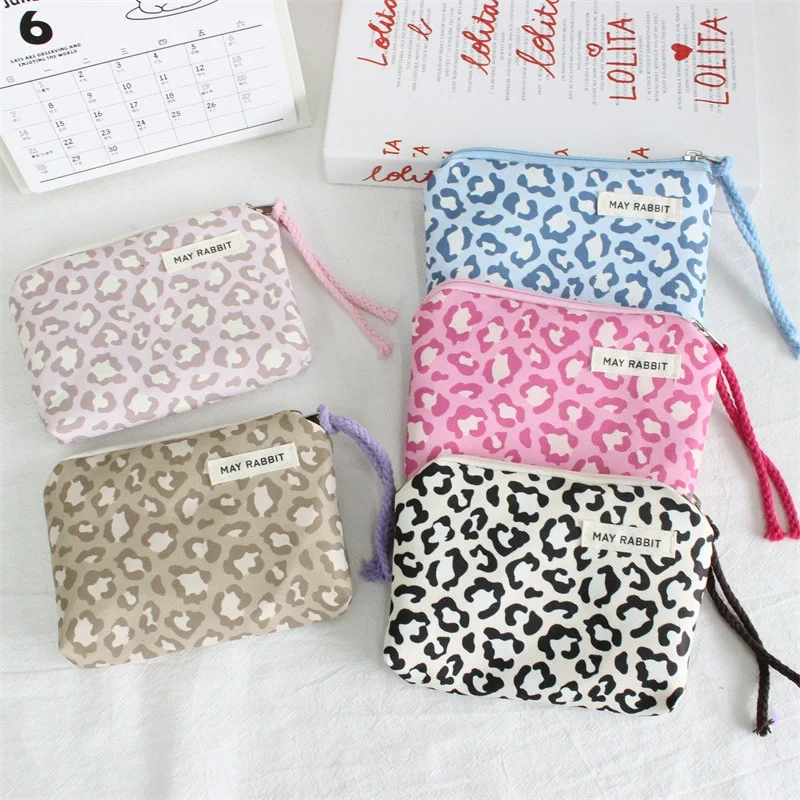Portable Mini Earphone Bag Lipstick Cosmetic Sundries Storage Pouch for Daily Travel Ins Style Leopard Print Zipper Coin Purse