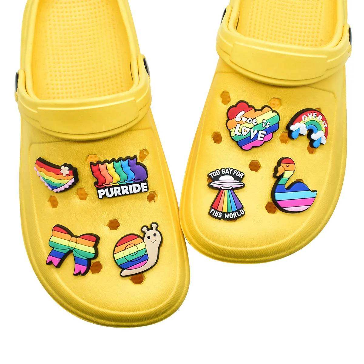 1-20pcs Cartoon Love Pride Hugs Rainbow Snail Frog Cat Rabbit Umbrella PVC Sandal Shoe Charms Buckle Clog Decorations Kid Gift
