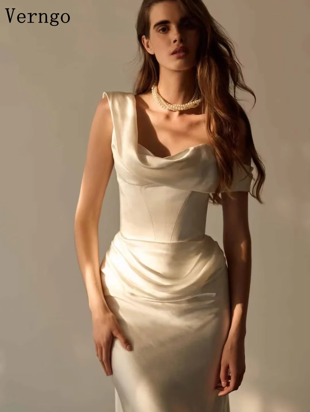 Verngo lvory Satin Pleated Simple Wedding Dress O Neck Mermaid Sweap Train Bridal Gowns Maxi Prom Bride Dress Customized