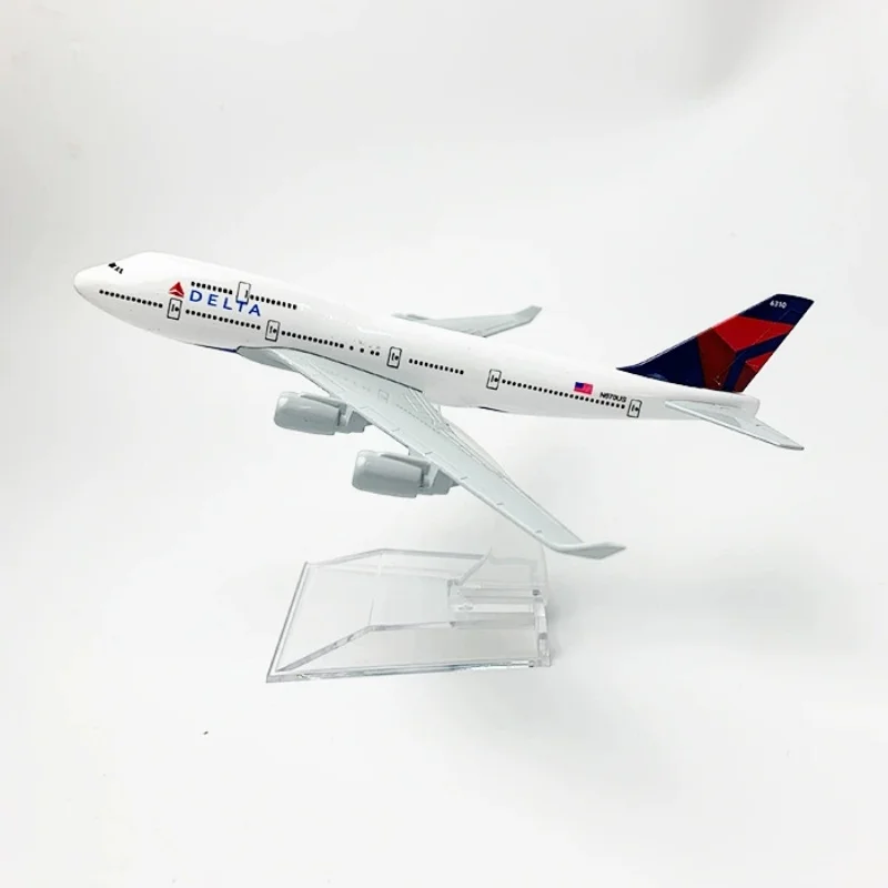 

Модель самолета Delta B747, 16 см, реплика из сплава, масштаб 1/400, литая под давлением, игрушка для мальчиков, коллекционный подарок
