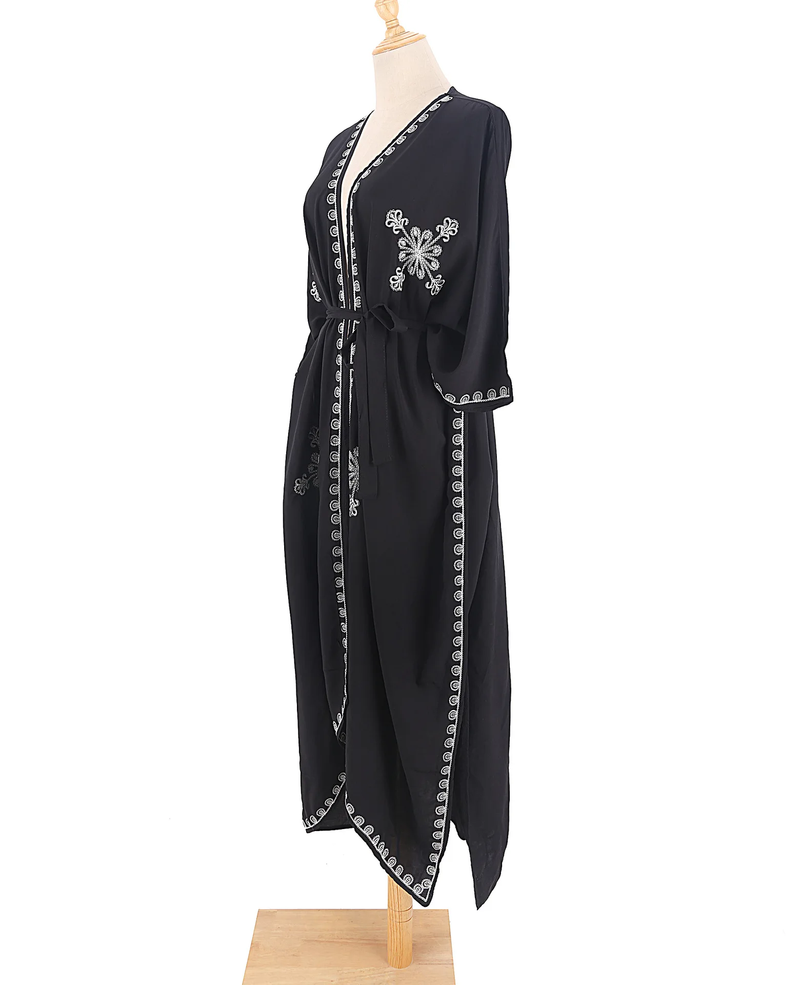 Loose Beach Kimono Cardigan Swimsuit Cover Up Kimono Women Embroidery Kimonos Floral Long Sleeve