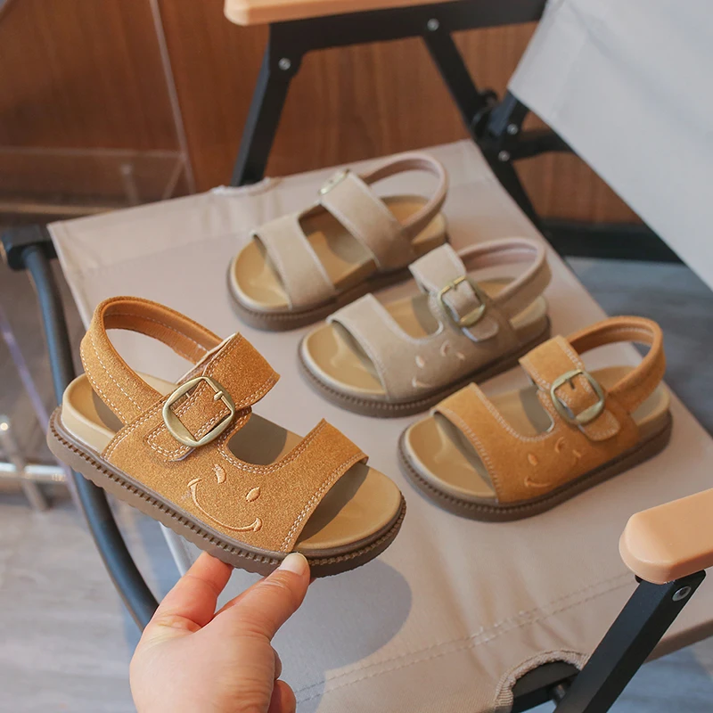 

Boys Girls Chunky Sandals with Buckle 2026 New Summer Toddler Barefoot Beach Shoes Non-slip Simple Comfort Outdoor Daily Wear