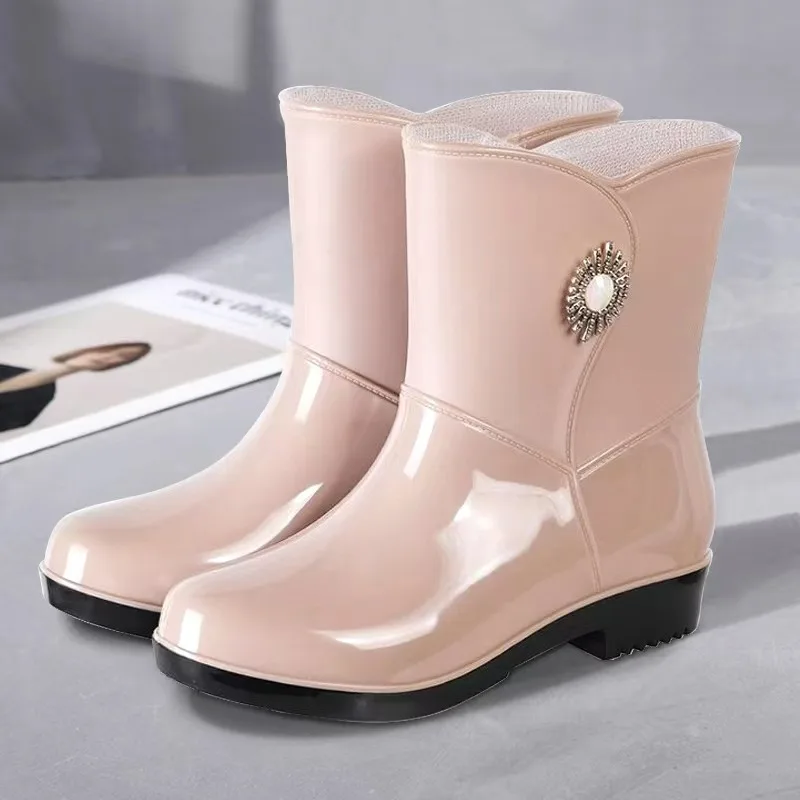 Rain ，boots for Women, Fashionable Outer Wear, Waterproof, Non-slip, Kitchen Work Rubber Shoes, Cotton Warm Mid-calf Water Shoes